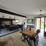 Casa de Férias Maison Louna Avec Piscine Proche Sarlat Vitrac (Dordogne)
